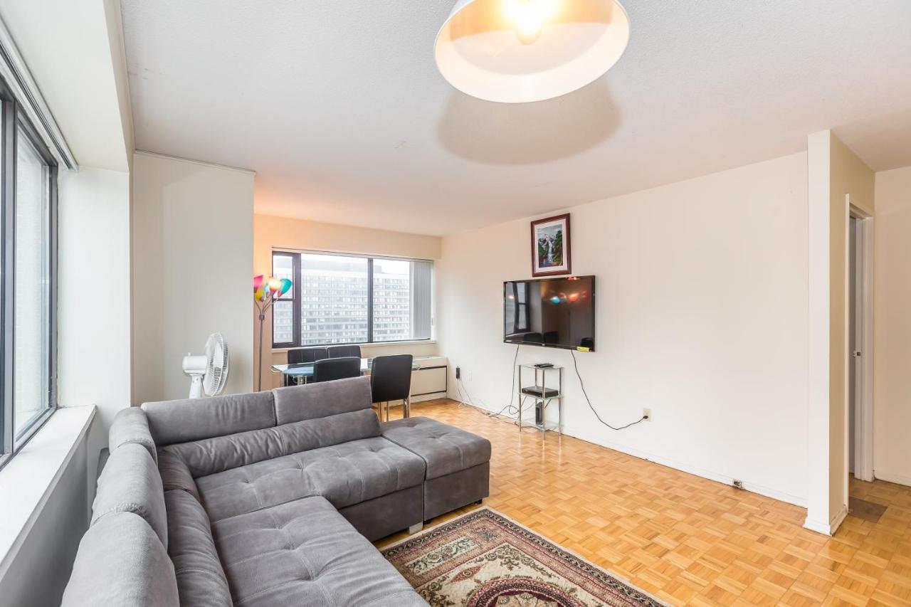 Toronto Furnished Living-Gerard Apartment Luaran gambar