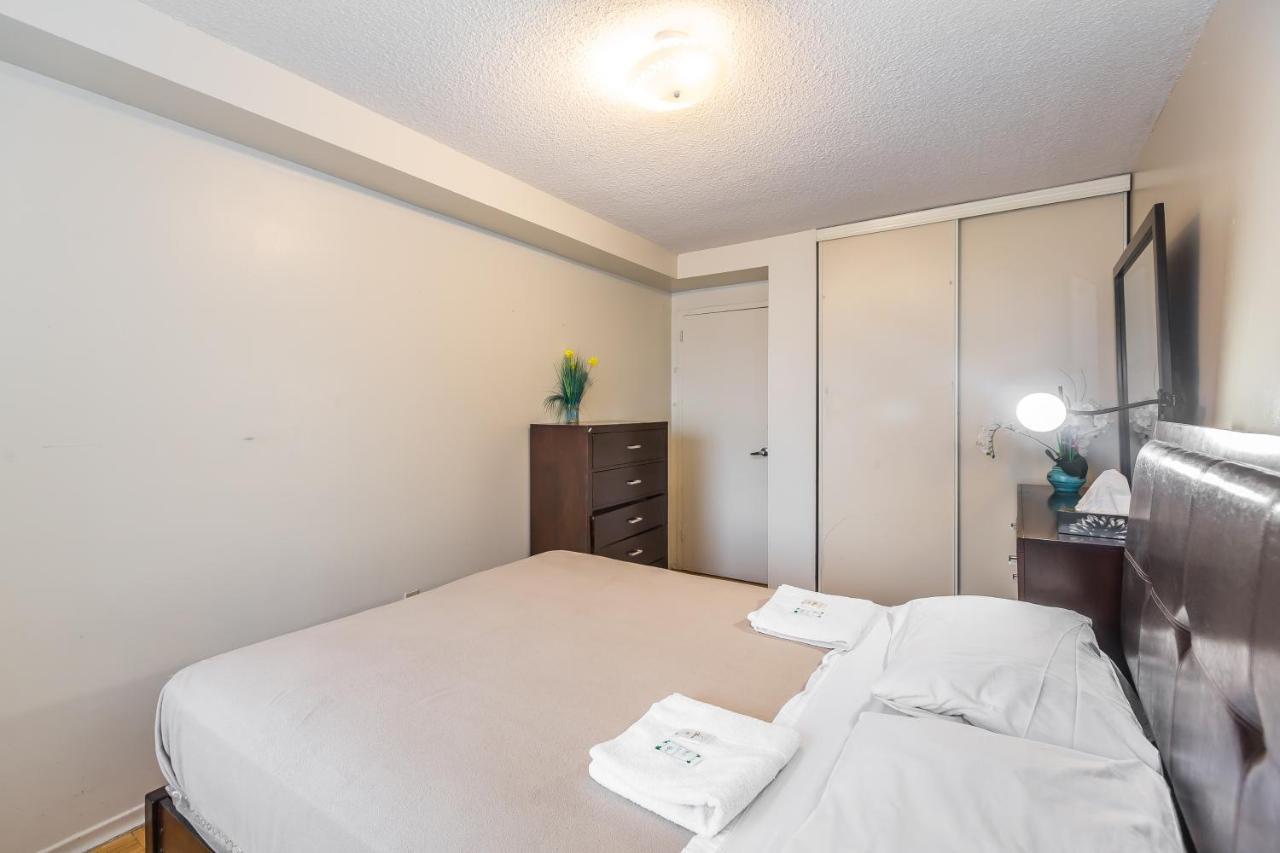 Toronto Furnished Living-Gerard Apartment Luaran gambar
