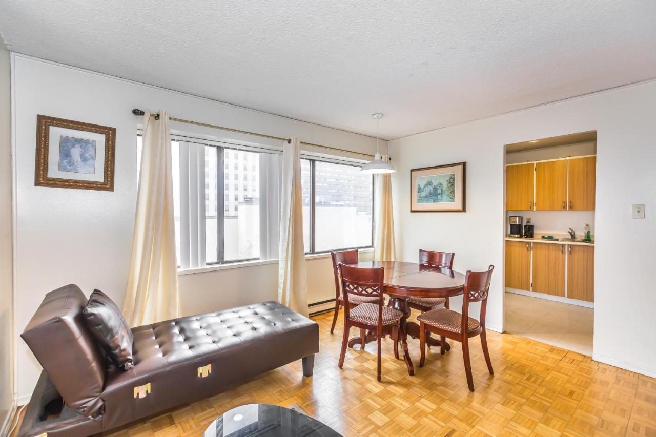 Toronto Furnished Living-Gerard Apartment Luaran gambar