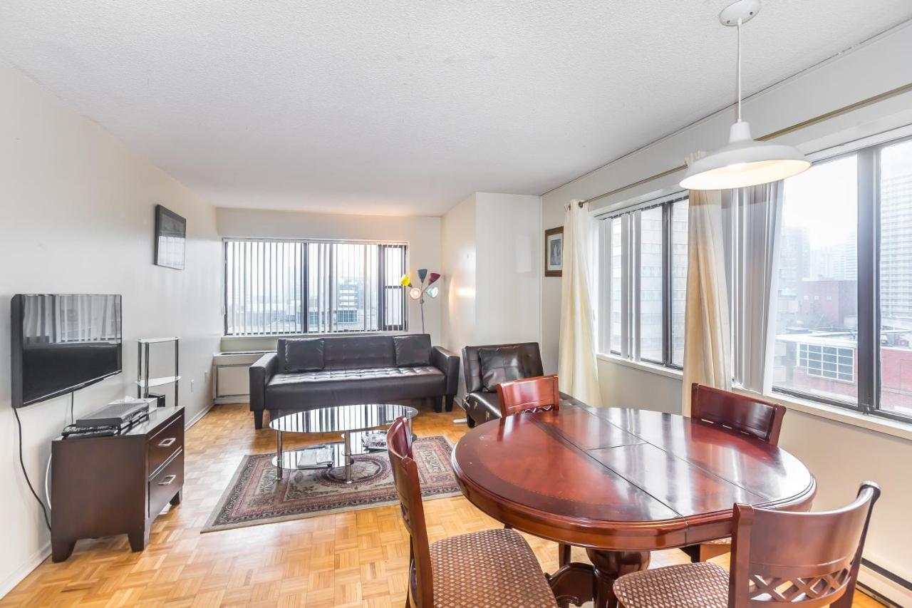 Toronto Furnished Living-Gerard Apartment Luaran gambar