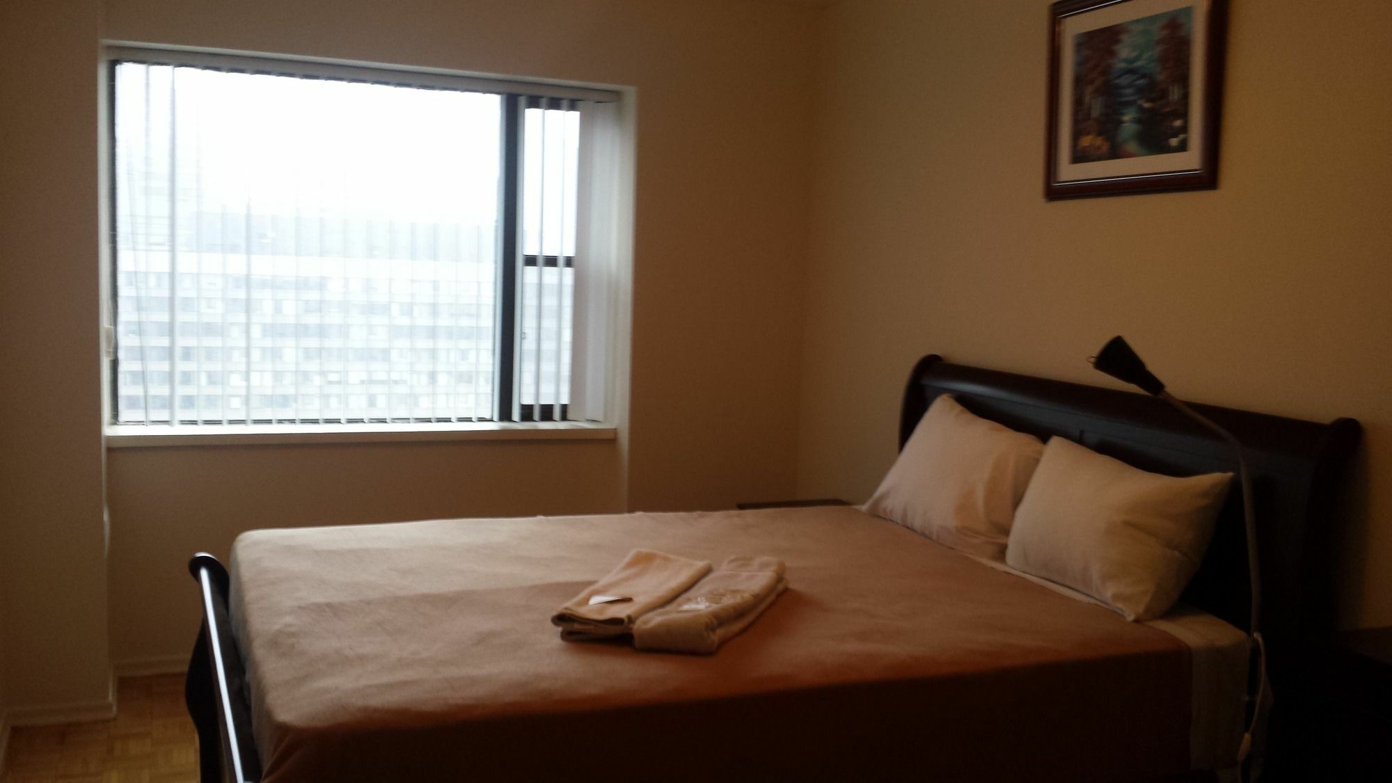 Toronto Furnished Living-Gerard Apartment Luaran gambar