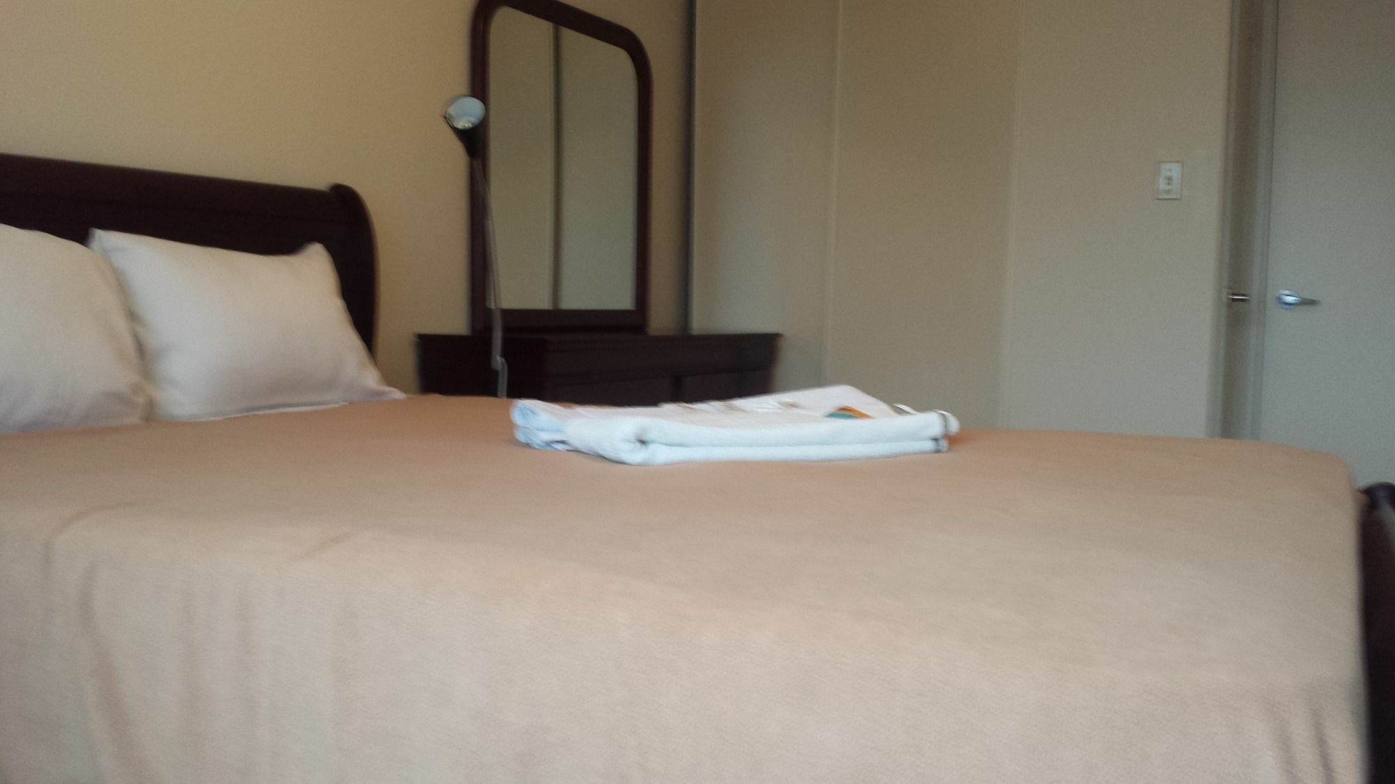 Toronto Furnished Living-Gerard Apartment Luaran gambar