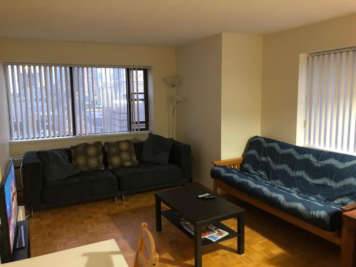 Toronto Furnished Living-Gerard Apartment Luaran gambar